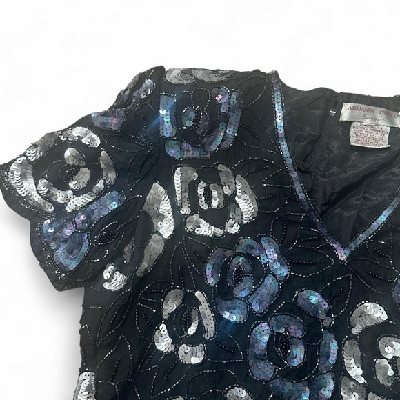 Vintage Adrianna Papell sequins and beaded short sleeve top - Picture 7 of 9